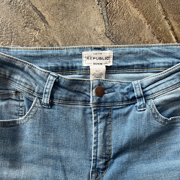 For The Republic Ankle Jeans - Picture 2 of 4